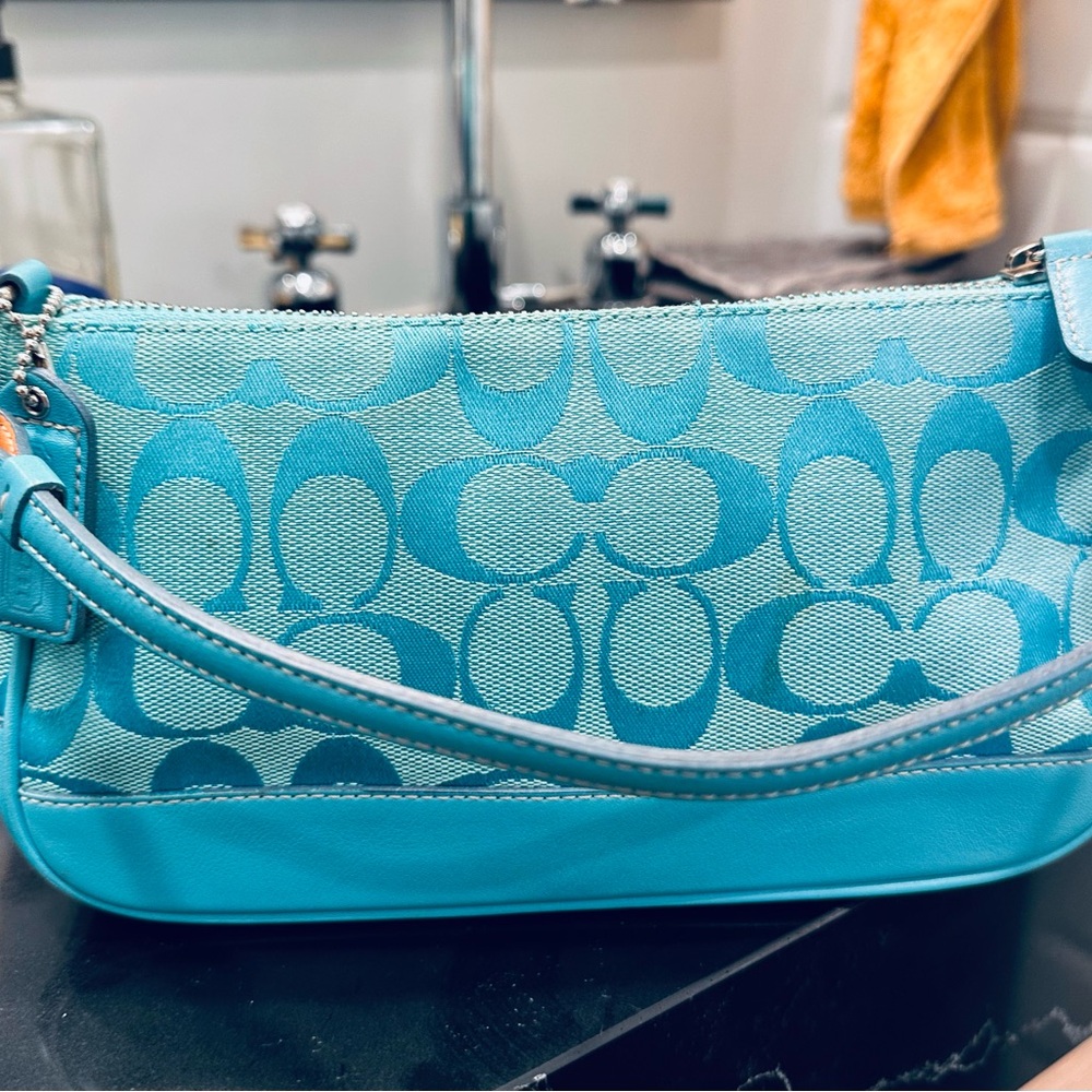 Coach vintage Y2K Signature SoHo Mini Pouchette